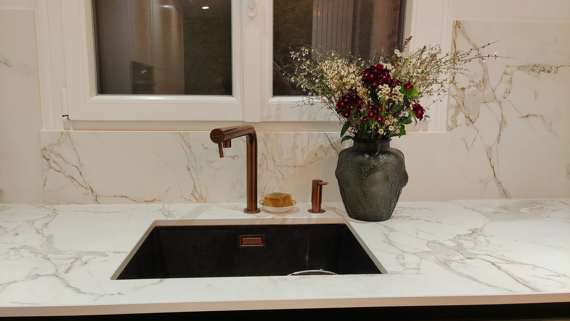 Plan de travail en Dekton effet marbre